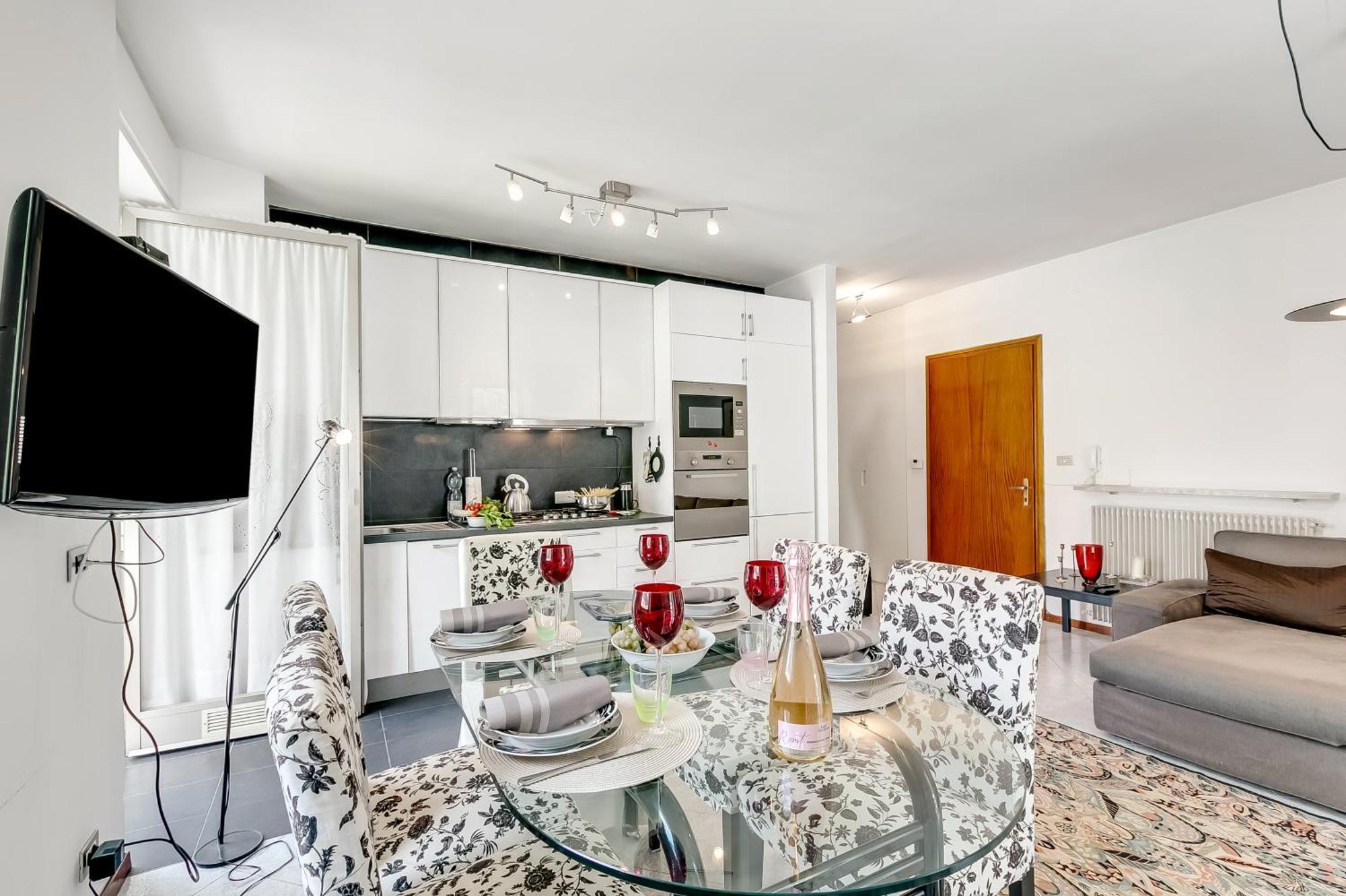 Casa Epofo - Happy Apartment Riva del Garda